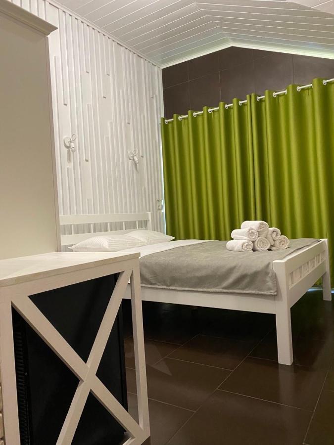 Captain Hotel Zatoka Exteriör bild