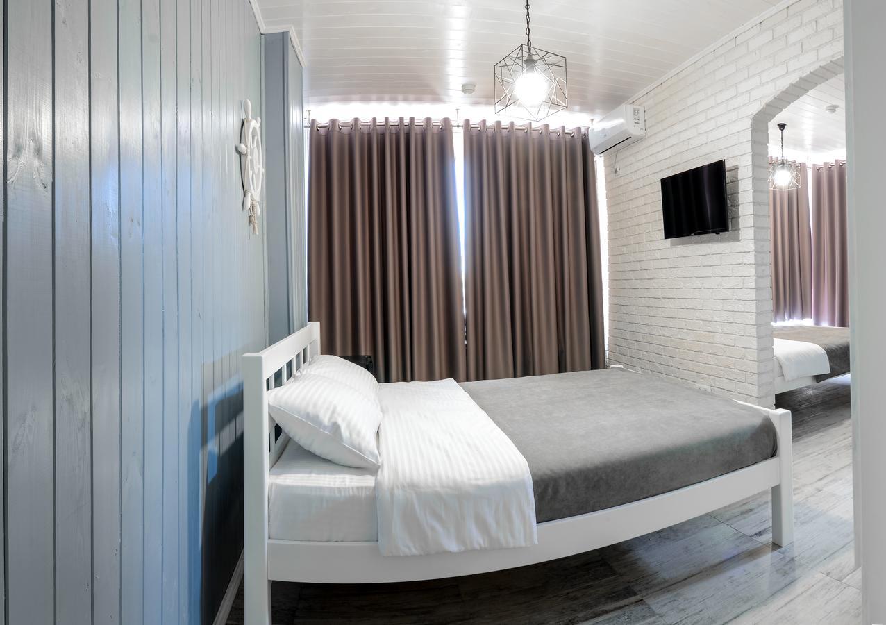 Captain Hotel Zatoka Exteriör bild